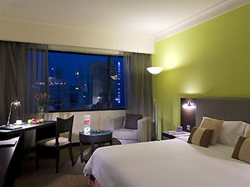 Фото Novotel Kuala Lumpur City Centre
