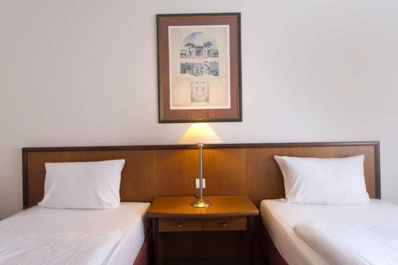 Фото Wyndham Garden Hennigsdorf Berlin