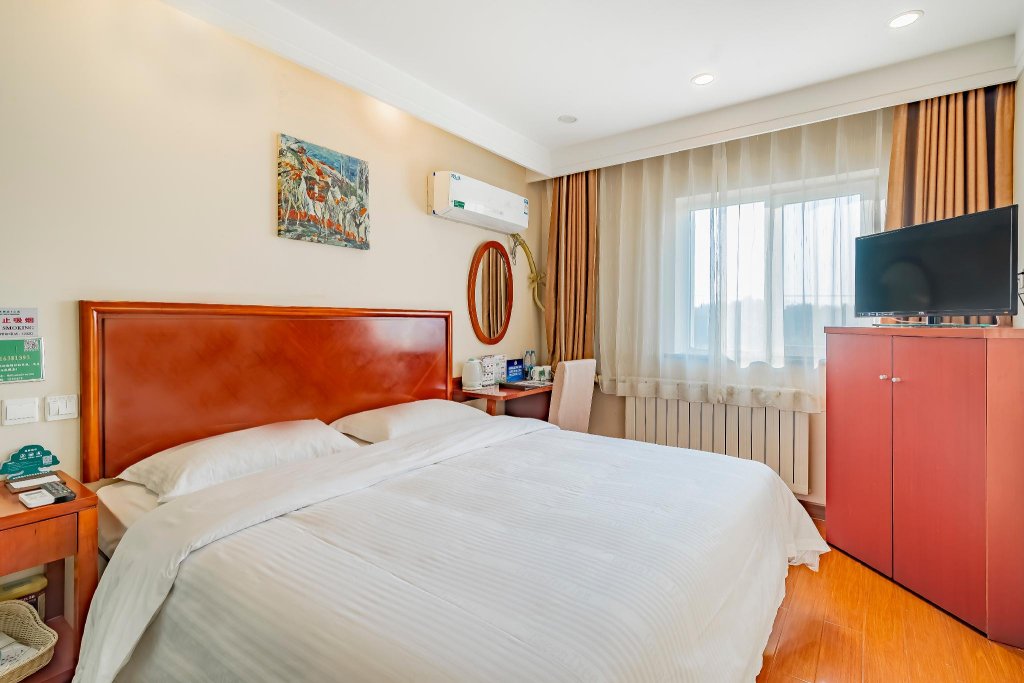 Фото GreenTree Inn Beijing Guangmingqiao Express Apartment