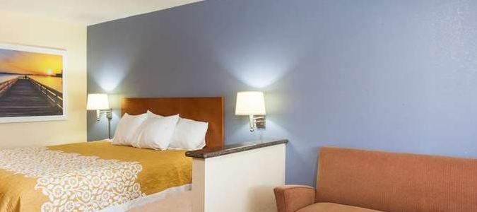 Фото Days Inn by Wyndham San Diego-East/El Cajon