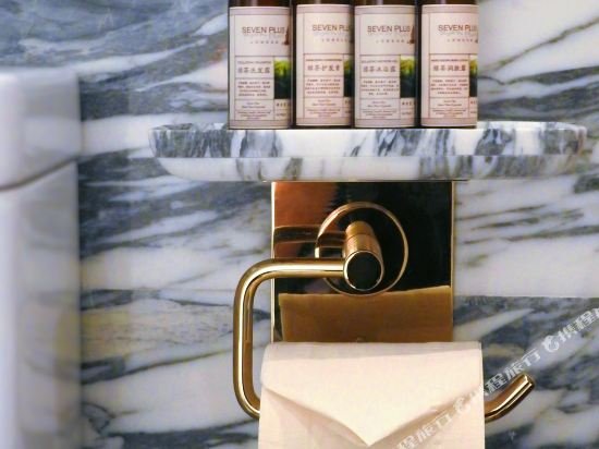 Фото The Mumian Hotel