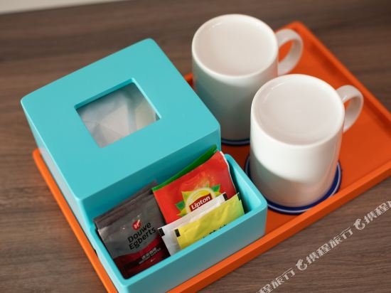 Фото Holiday Inn Express Ningbo City Center