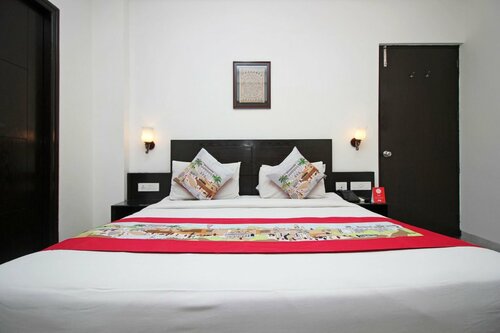 Гостиница Oyo 9237 Hotel Mumtaz Mahal в Агре