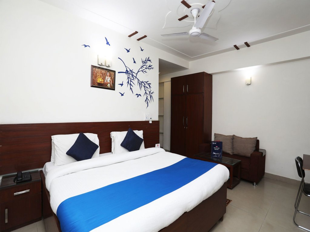 Фото Oyo 2482 K V Complex