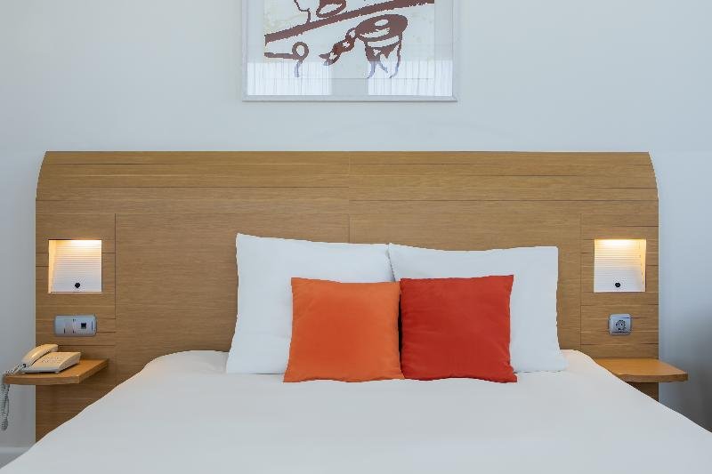 Фото Novotel Budapest Danube