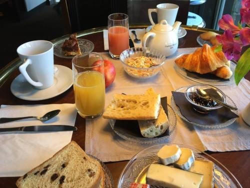 Фото Hôtel Le Boeuf Couronné