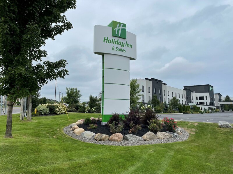 Гостиница Holiday Inn & Suites Syracuse Airport - Liverpool