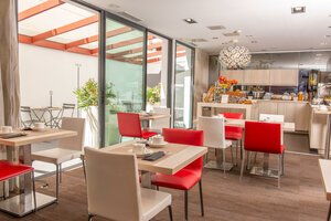 Гостиница Hôtel Mercure Le President Biarritz Centre