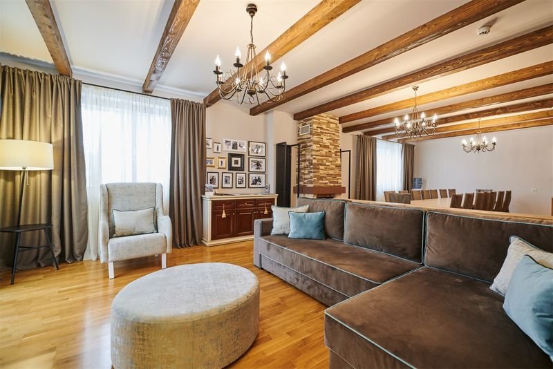 Фото Роза Шале