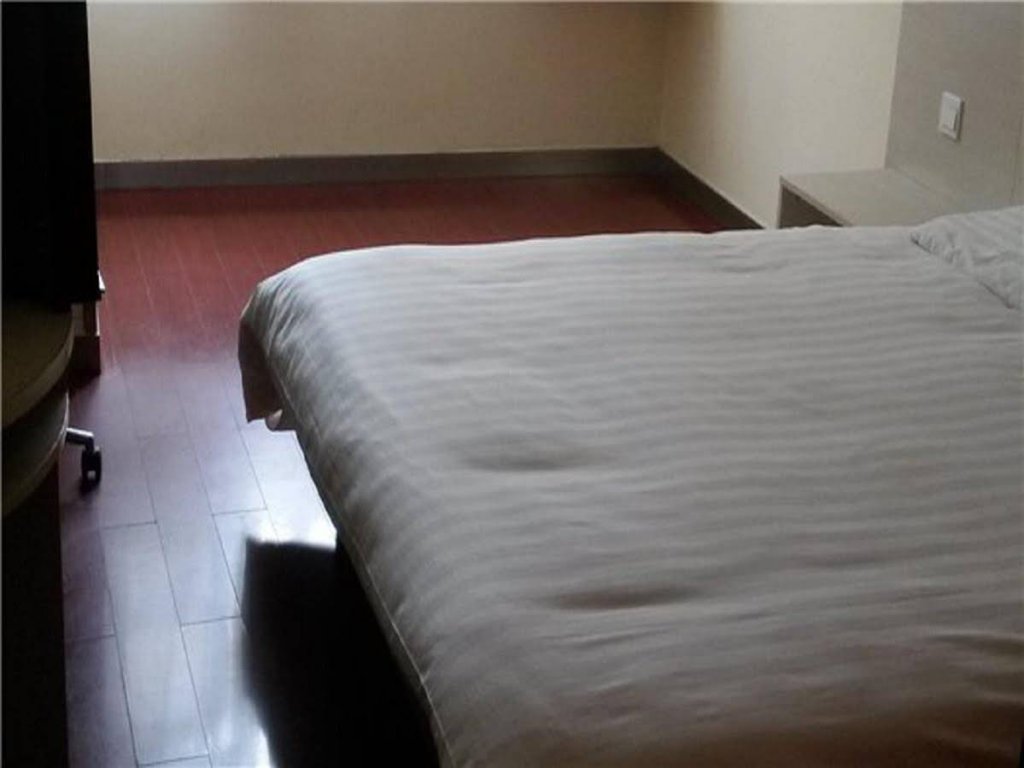 Фото Hanting Hotel Shanghai Shangnan Metro Station