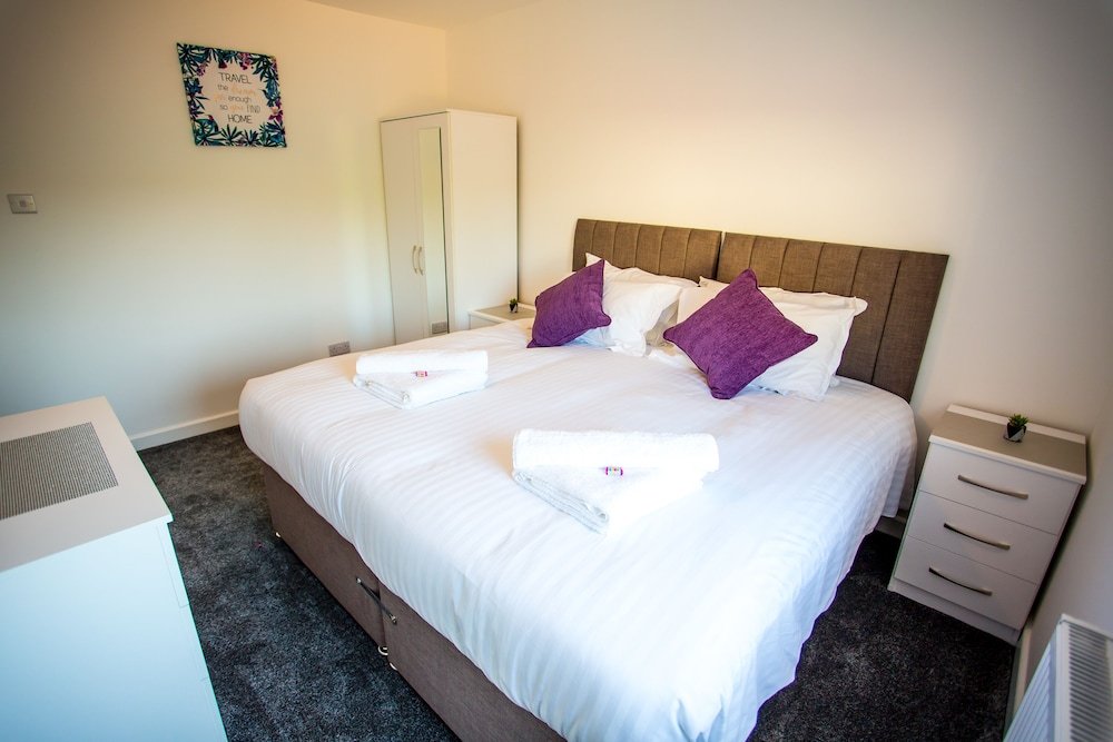 Фото Entire House Tamworth