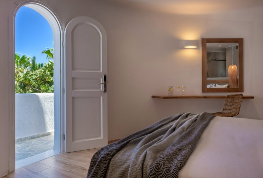 Фото Smy Mediterranean White Santorini