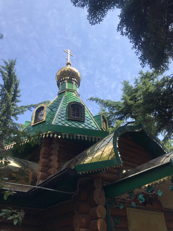 Chapel, memorial cross Часовня у базилики Иоанна Готского, Republic of Crimea, photo
