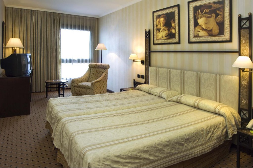 Фото Hotel Gran VIA