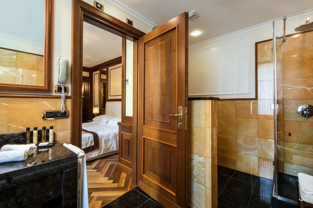 Фото Hotel Manzoni