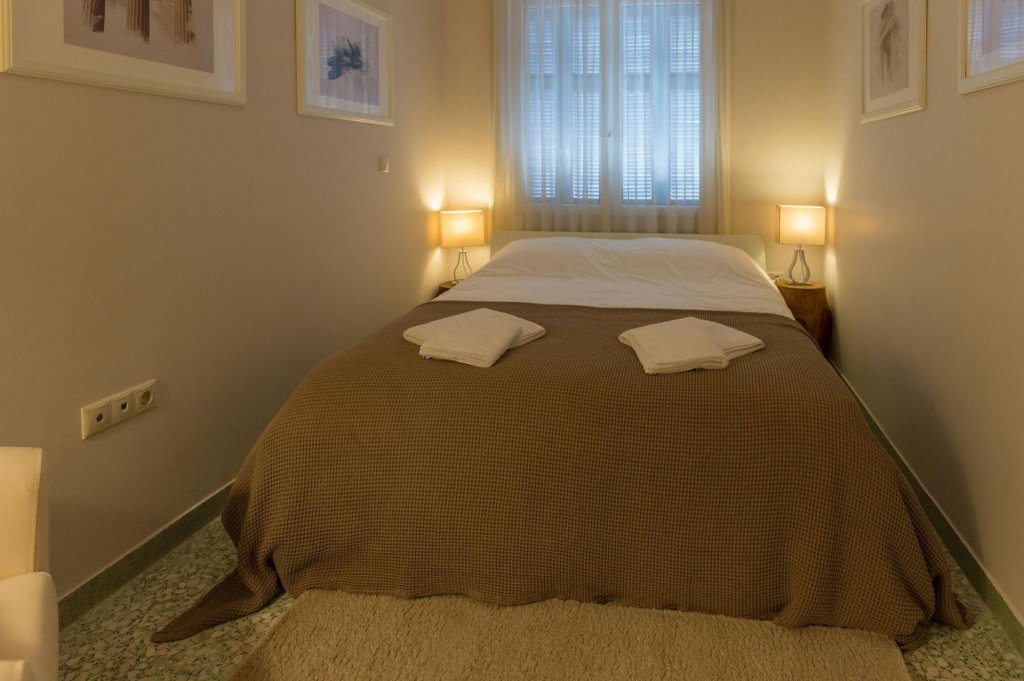 Фото The Mansion