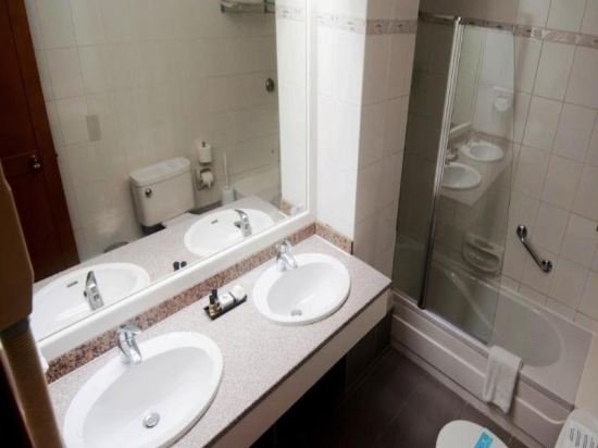 Фото Diplomat Hotel