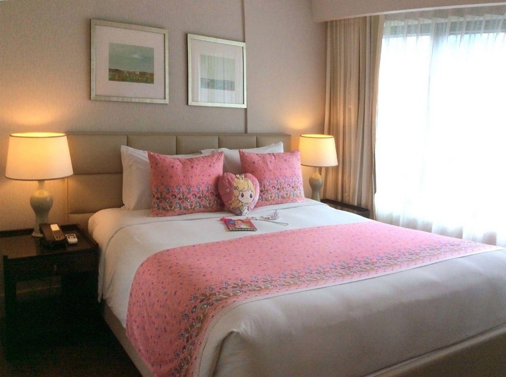 Фото Aruga Apartments by Rockwell Makati