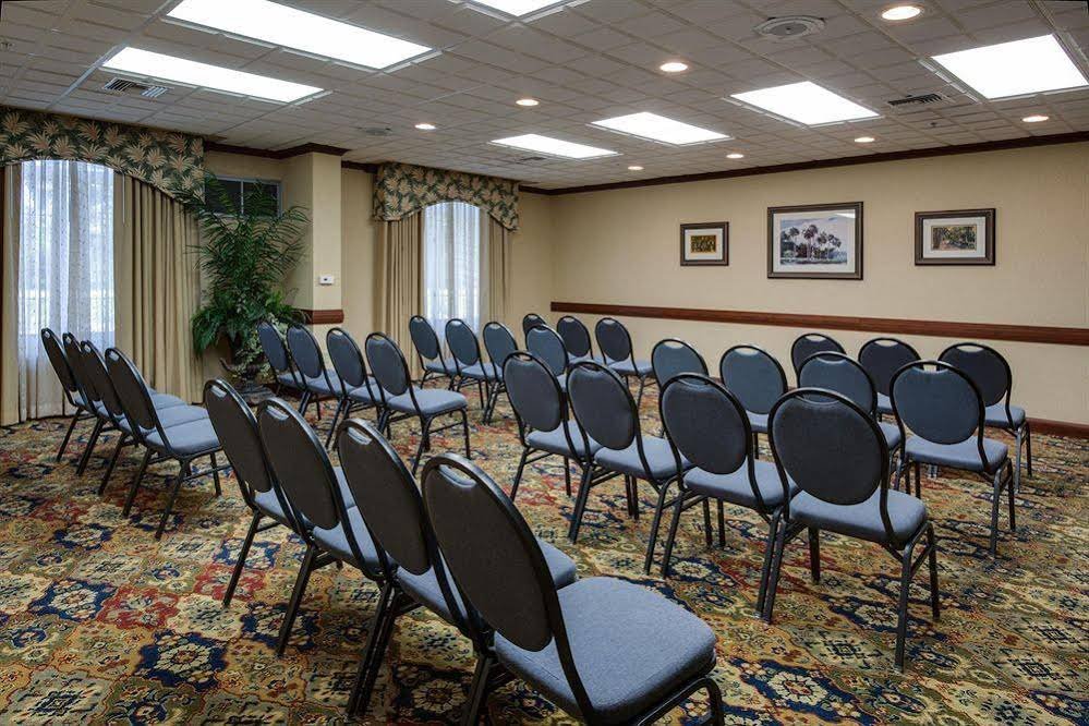 Фото Country Inn & Suites by Radisson, Vero Beach-I-95, Fl