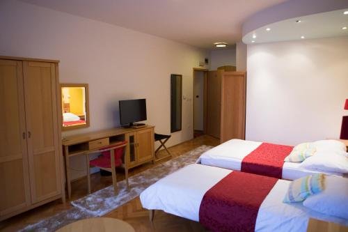 Фото Hotel Millennium