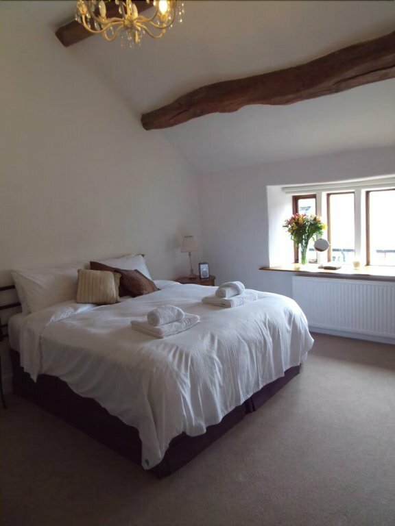 Hotel The Griffin, England, photo