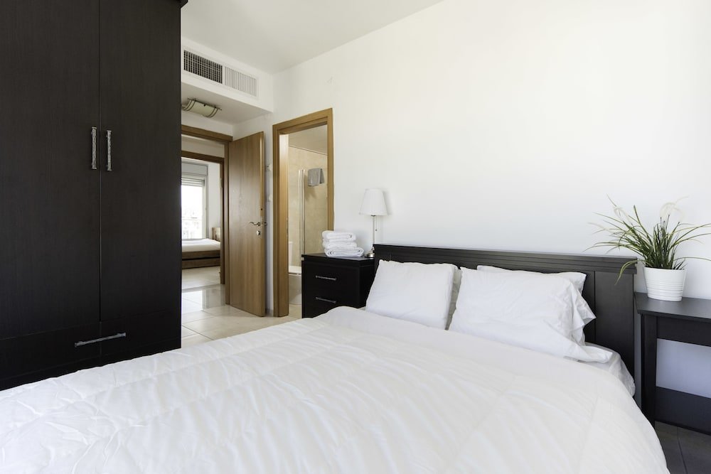 Фото Sea N' Rent - Ramat Aviv 3 Bed