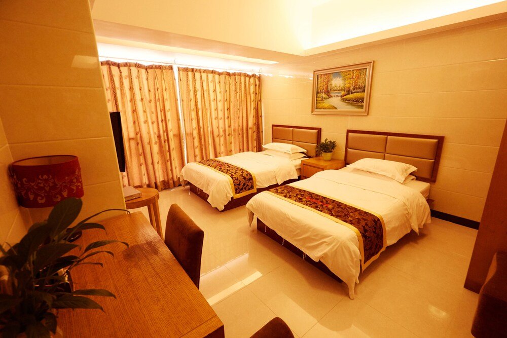 Фото Sunny Apartment Of Grand Continental