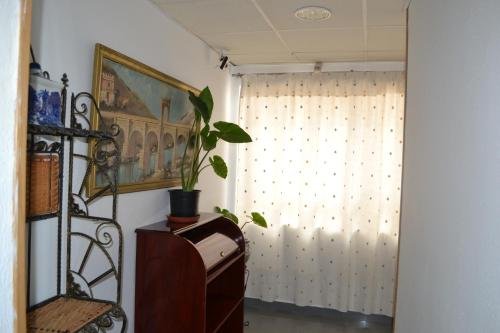 Фото Hostal Al-Qazeres