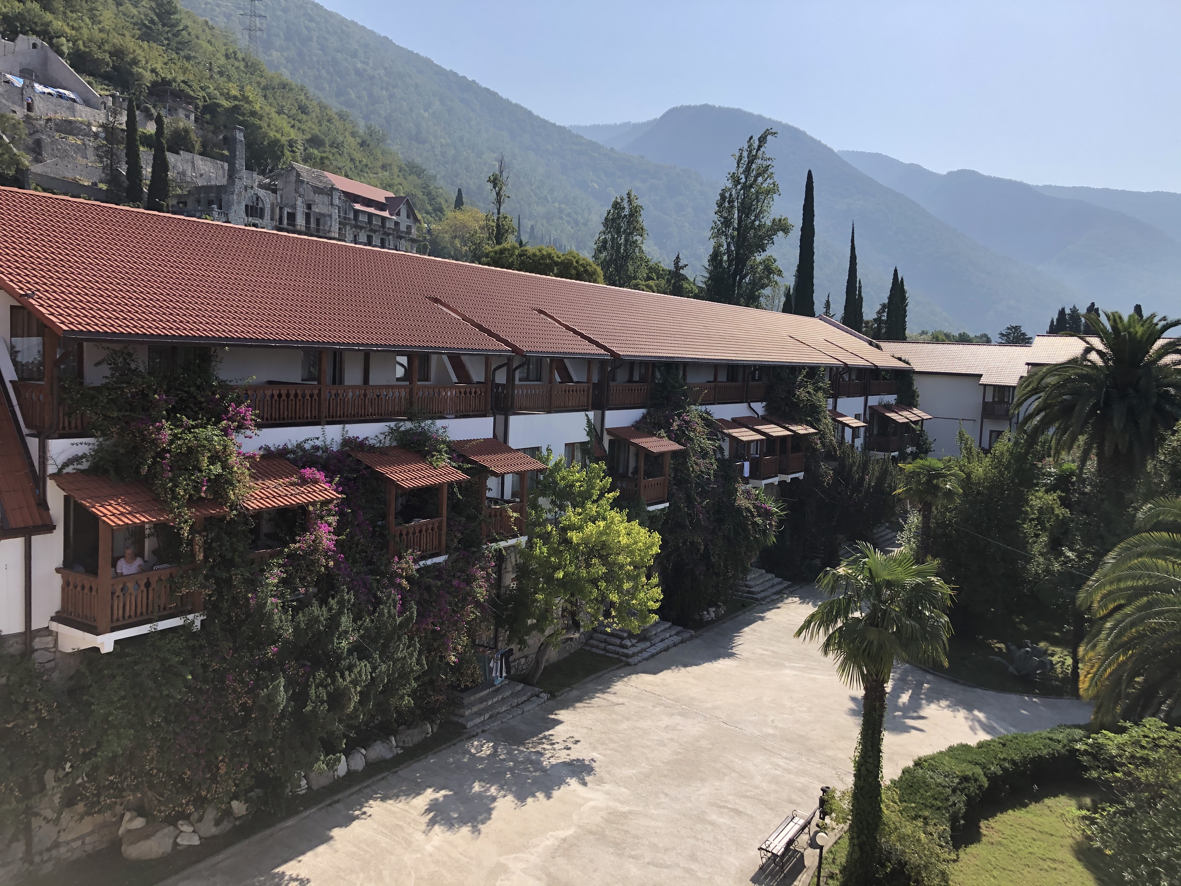 Фото Абаата