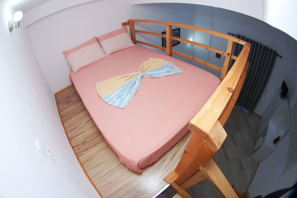 Фото Hotel Chris