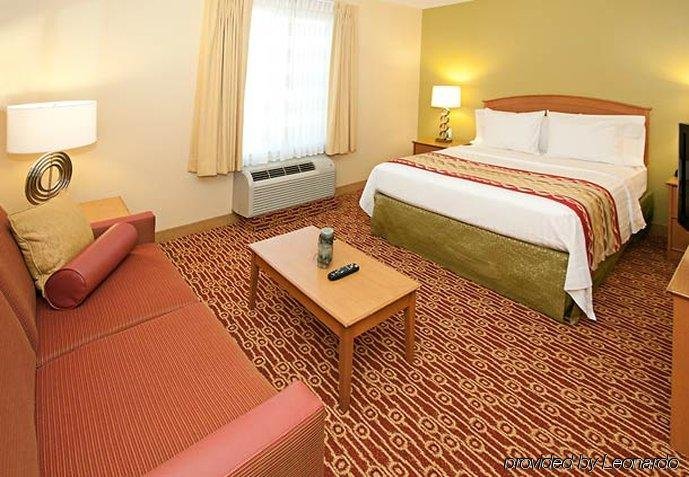 Фото TownePlace Suites by Marriott Ontario Airport