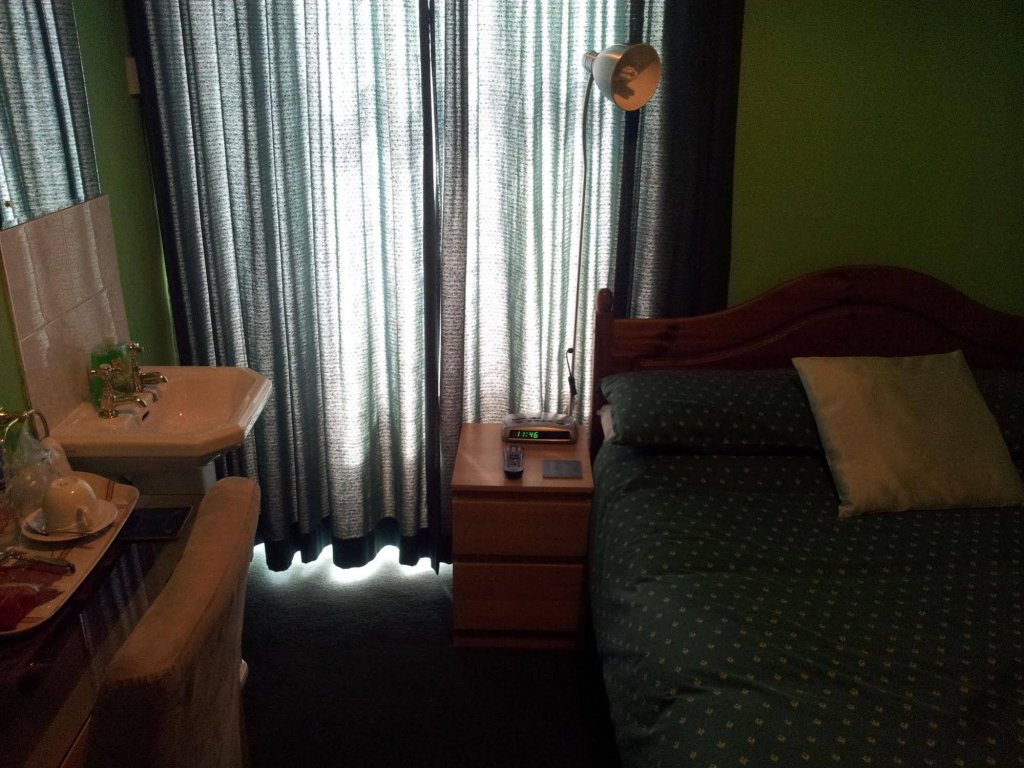 Фото Mackenzie Guest House