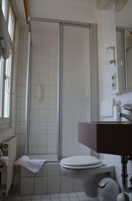 Фото Hotel am Wilhelmsplatz