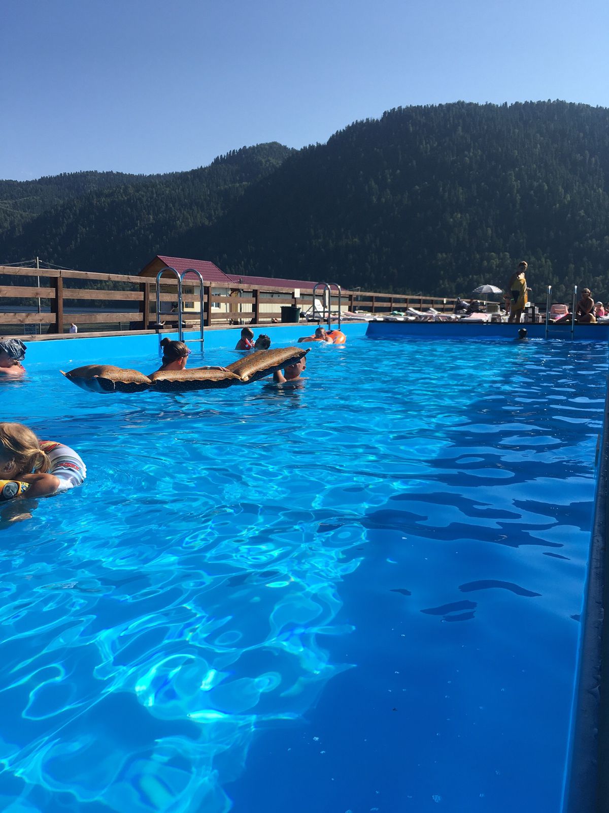 Фото Горное озеро