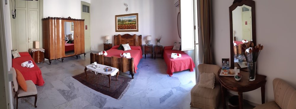 Фото Cavour il Conte Camillo Bed&Breakfast