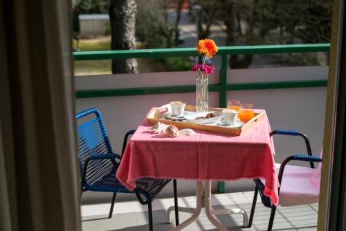 Фото Hotel Mamy