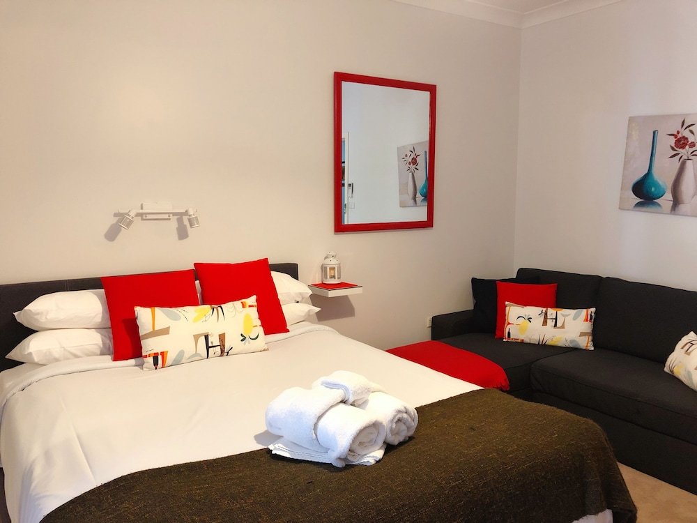 Фото Canberra Short Term and Holiday Accommodation