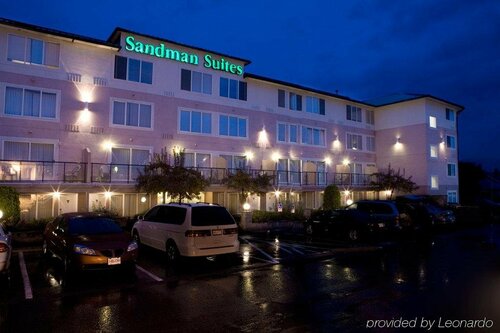 Гостиница Sandman Inn Kamloops в Камлупсе