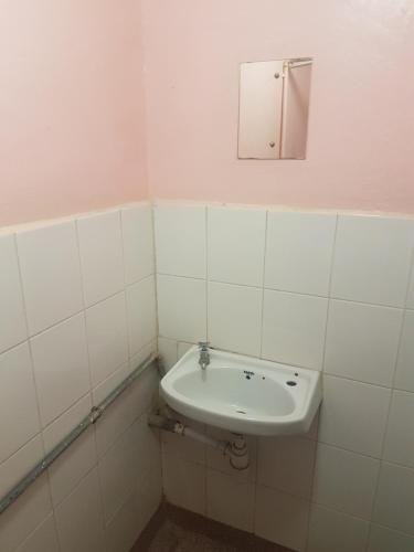 Фото Maendeleo Parkview Hotel