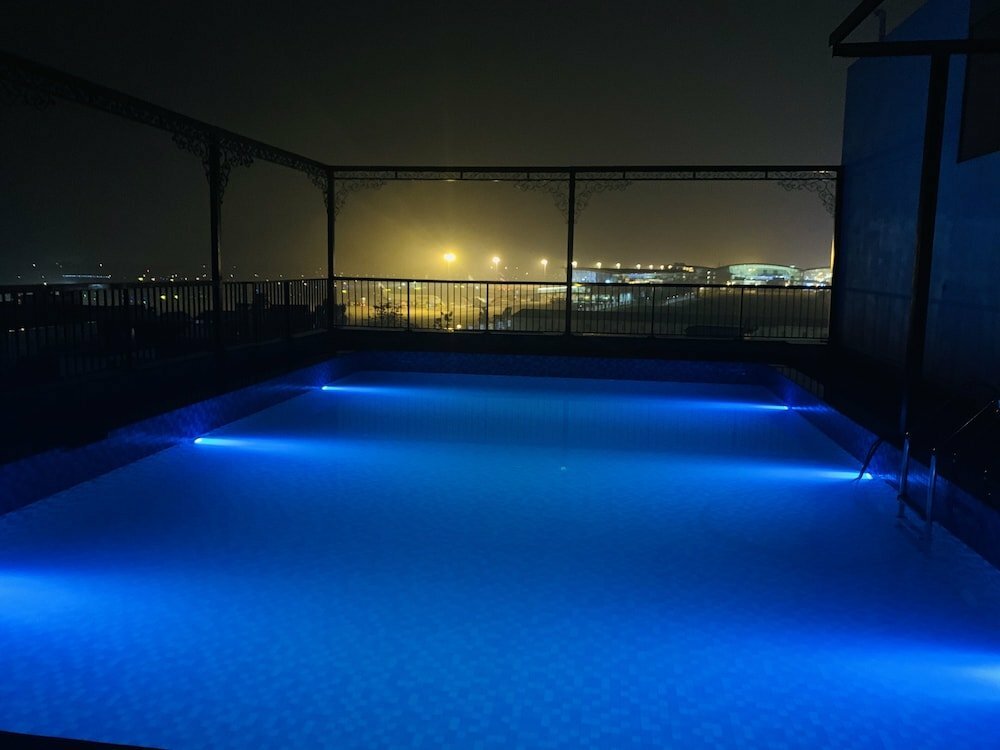 Hotel Paragon House & Residence, Earth, photo