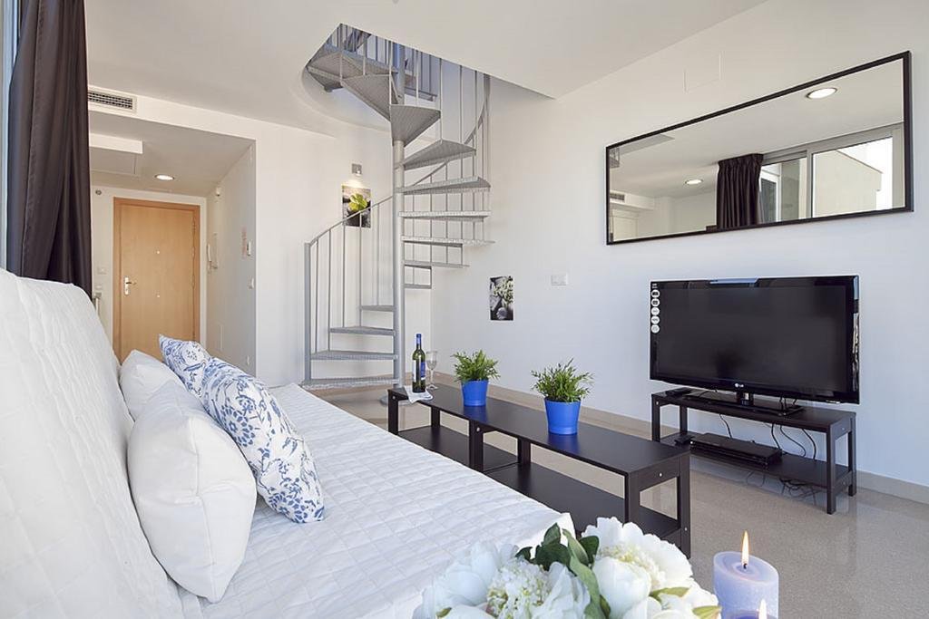 Фото Charmsuites Nou Rambla