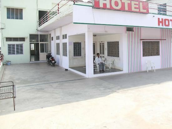 Гостиница Hotel Ram Niwas в Удайпуре