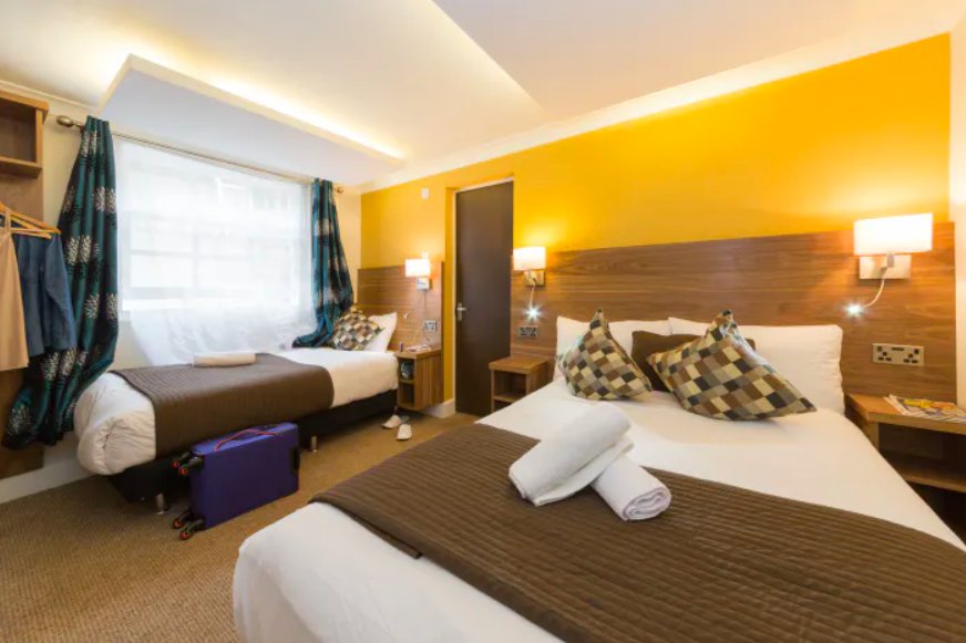 Фото Chester Hotel