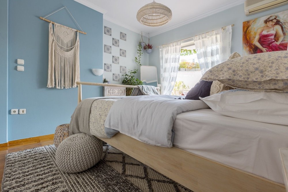 Фото Sunny Luxurious 2Br 2Ba Apt In Athens