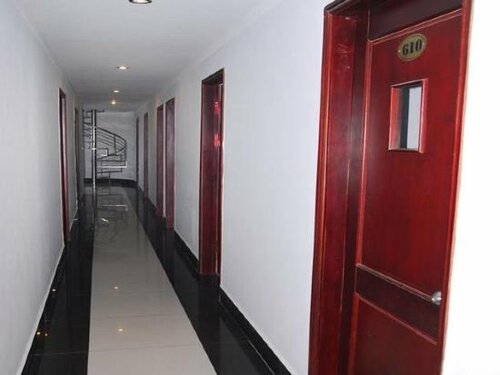 Гостиница Hai Khanh Hotel в Хайзыонге