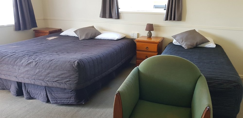 Фото 18th Avenue Thermal Motel