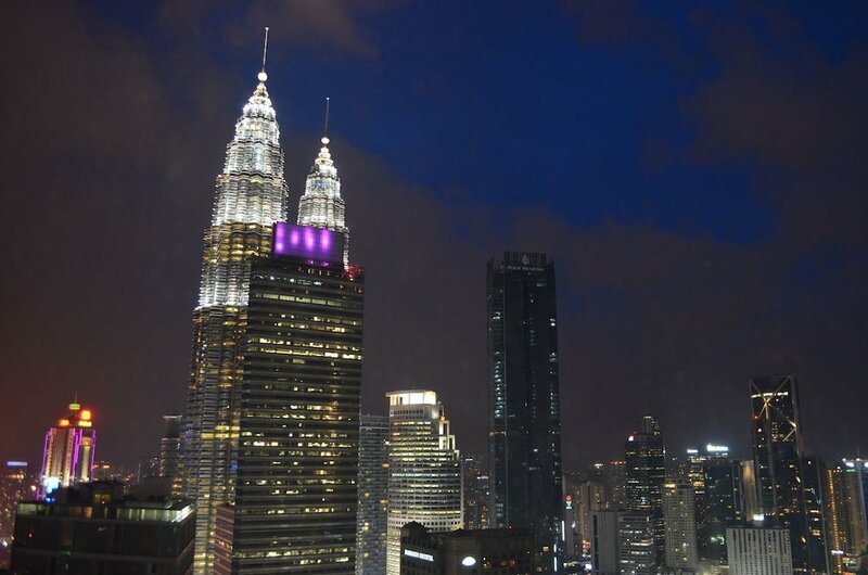 Гостиница Soho Suites Klcc Lx Stay в Куала-Лумпуре