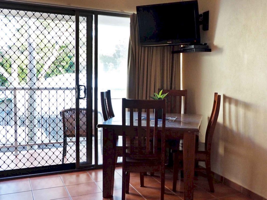 Фото Driftwood On The Beach