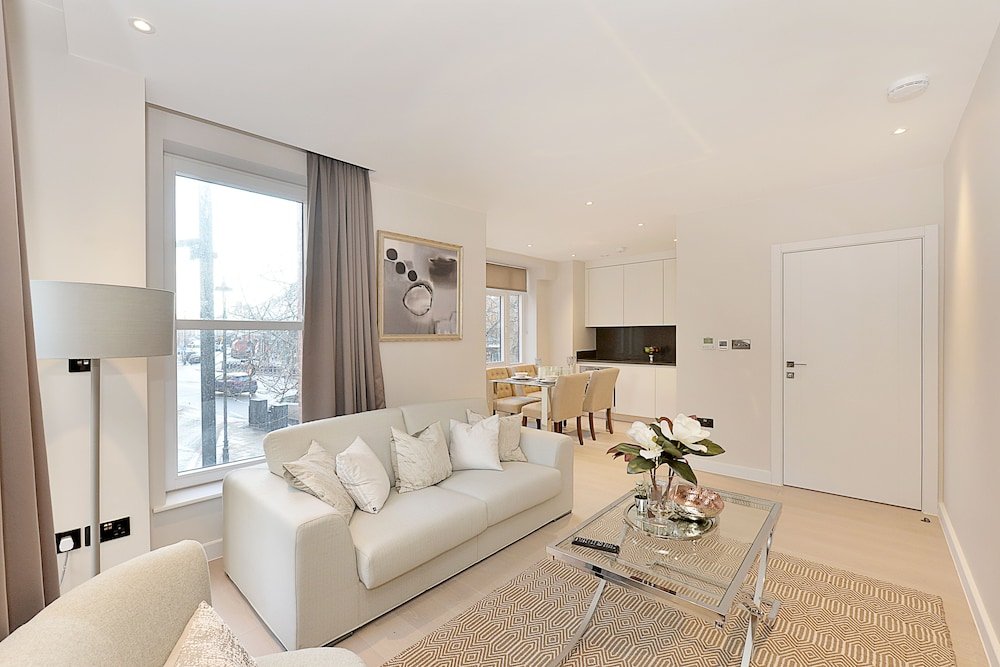 Фото Vauxhall Bridge Road by Q Apartments