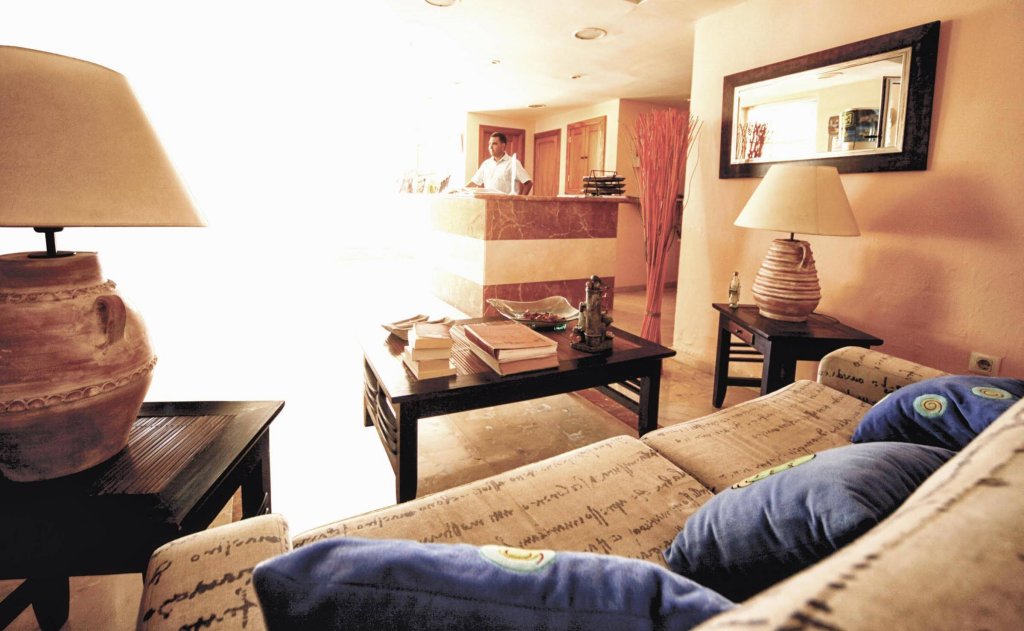 Фото Apartamentos Montemar